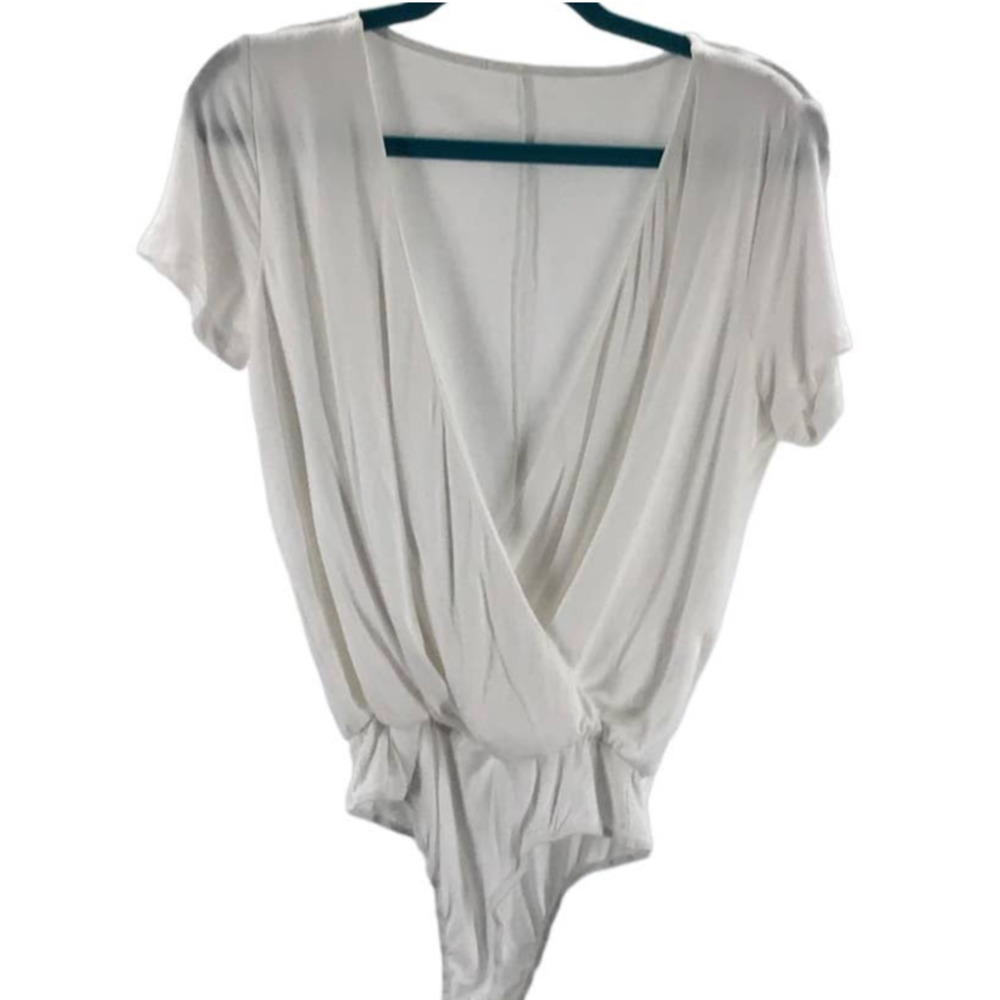 LULU'S SZ M white faux wrap short sleeve bodysuit NEW B52